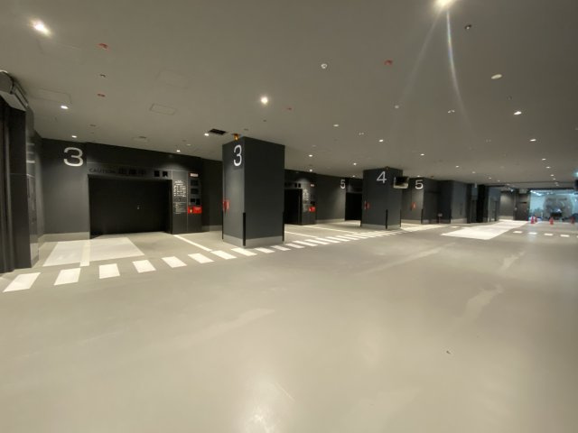 梅田ガーデンレジデンスの駐車場