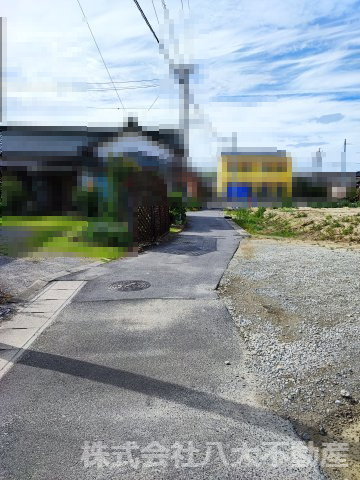 【前面道路含む現地写真】の画像