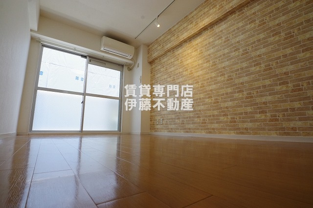 ヴェルドミール志賀の洋室