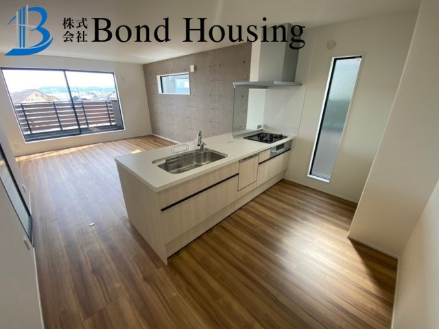 「閑静な住宅地」「眺望バツグン」霞ヶ丘 全２棟　B号棟