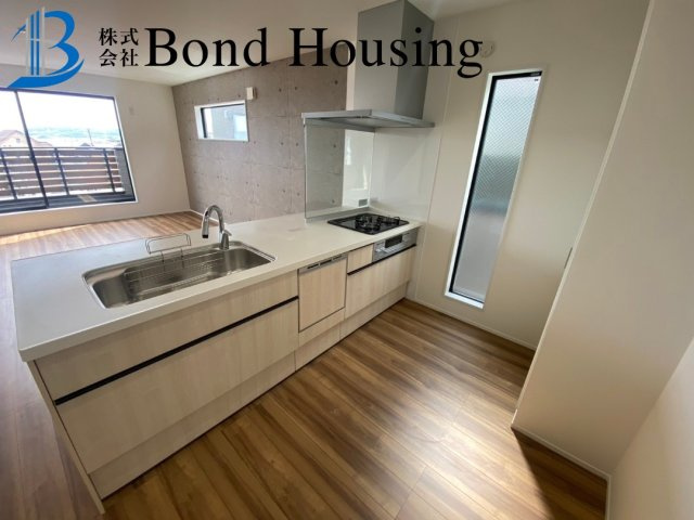 「閑静な住宅地」「眺望バツグン」霞ヶ丘 全２棟　B号棟