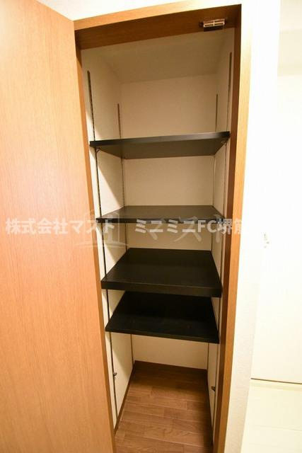 コンフォート谷町の収納