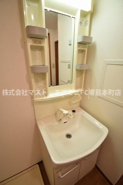 コンフォート谷町の洗面所