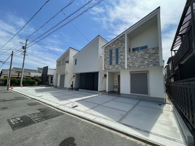 守山区鳥羽見113④【仲介手数料無料　鳥羽見小学校・守山西中学校】の前面道路含む現地写真|〈内覧予約キャンペーン実施中！〉マックスバリュde住まい相談までご連絡下さい。