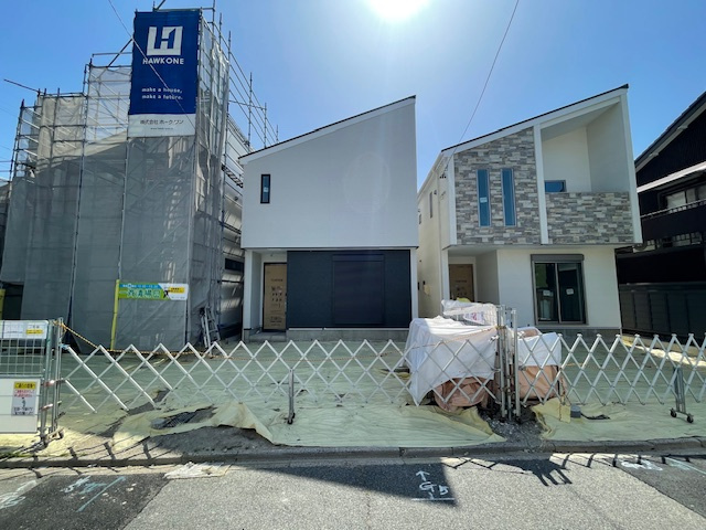 守山区鳥羽見113④【仲介手数料無料　鳥羽見小学校・守山西中学校】の外観|撮影
社長の村田です！
自らプレイヤーとして営業しています
長年の経験と実績から皆様により良いマイホーム購入のご提案をいたします。
住宅ローンの不安や購入後の不安等何でもご相談ください。
