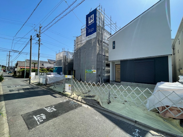 守山区鳥羽見113④【仲介手数料無料　鳥羽見小学校・守山西中学校】の前面道路含む現地写真|撮影
社長の村田です！
自らプレイヤーとして営業しています
長年の経験と実績から皆様により良いマイホーム購入のご提案をいたします。
住宅ローンの不安や購入後の不安等何でもご相談ください。