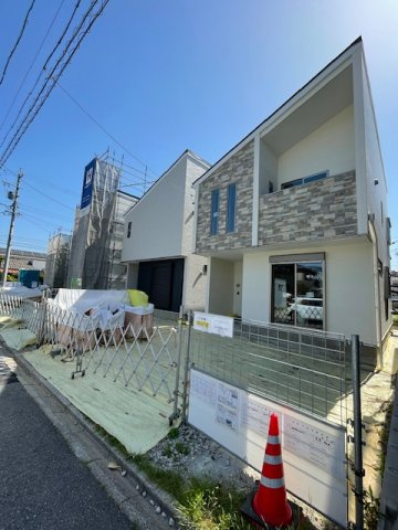 守山区鳥羽見113④【仲介手数料無料　鳥羽見小学校・守山西中学校】の外観|撮影
社長の村田です！
自らプレイヤーとして営業しています
長年の経験と実績から皆様により良いマイホーム購入のご提案をいたします。
住宅ローンの不安や購入後の不安等何でもご相談ください。