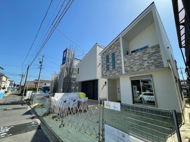 守山区鳥羽見113④【仲介手数料無料　鳥羽見小学校・守山西中学校】の前面道路含む現地写真|撮影
社長の村田です！
自らプレイヤーとして営業しています
長年の経験と実績から皆様により良いマイホーム購入のご提案をいたします。
住宅ローンの不安や購入後の不安等何でもご相談ください。