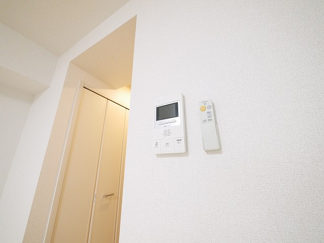 イースト・ヒルのエントランス|毎日通るエントランスはこのようになっています