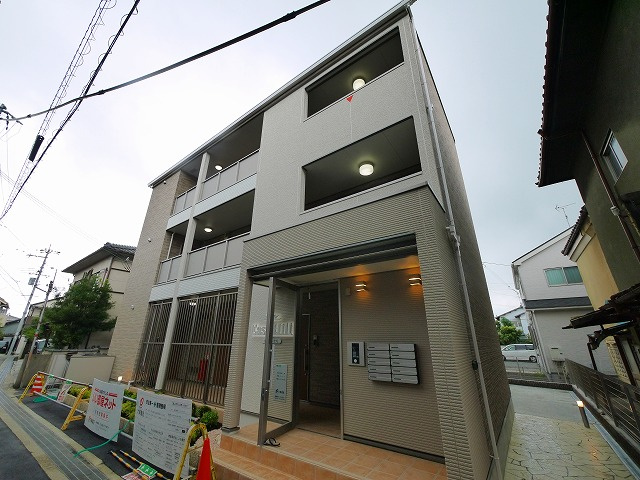 イースト・ヒルの外観|外観もきれいです