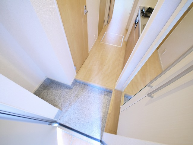 イースト・ヒルの洋室|明るい洋室です