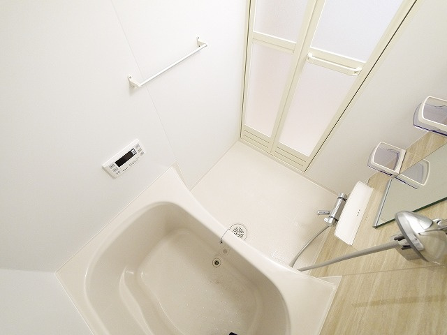 イースト・ヒルの浴室|お風呂で日々の疲れを落としましょう