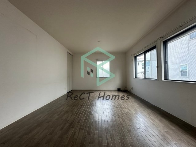 姫路市西庄のハイツの居間・リビング