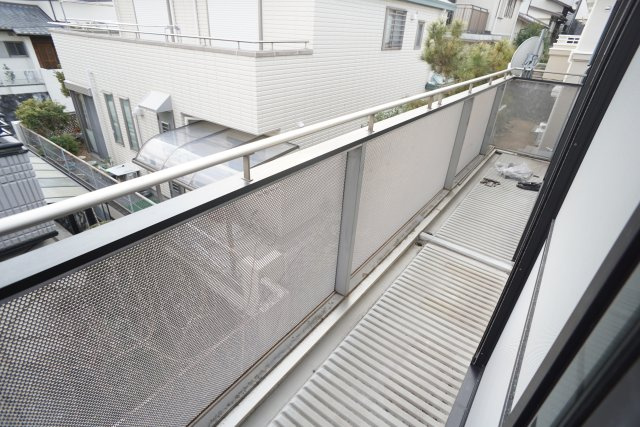 逆瀬台5丁目貸家のバルコニー