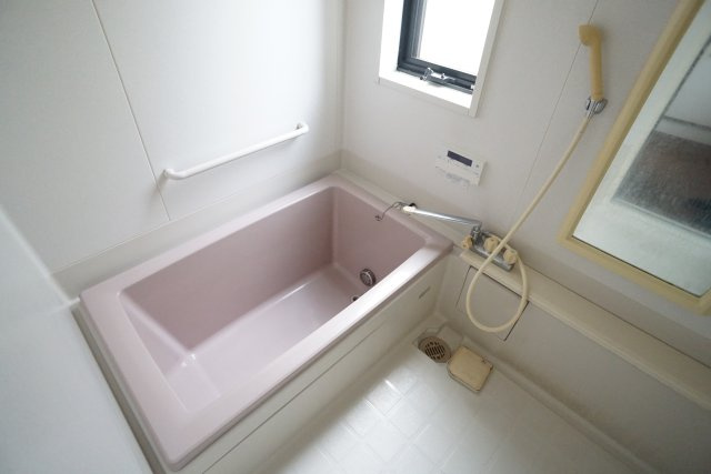 逆瀬台5丁目貸家の浴室