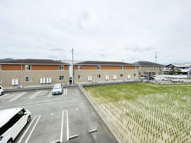 Laule’a （ラウレア）の駐車場