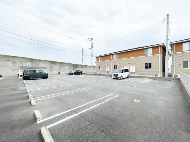 Laule’a （ラウレア）の駐車場