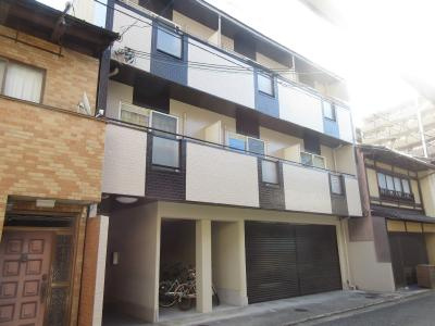 サンラック二条の外観