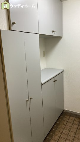 ライオンズマンション越谷南　中古マンションの玄関