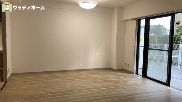ライオンズマンション越谷南　中古マンションの居間・リビング