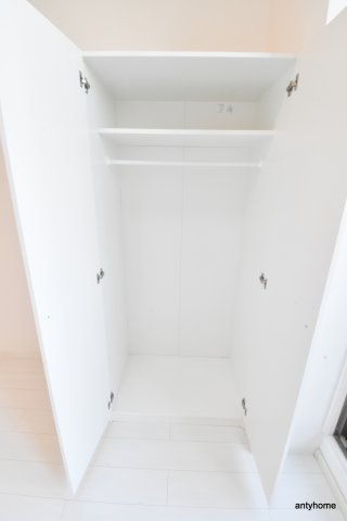 リヒト新大阪WEST　仲介手数料無料の収納