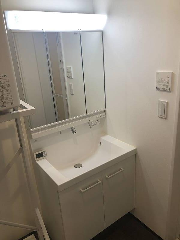 南国市元町1丁目　中古戸建ての洗面所