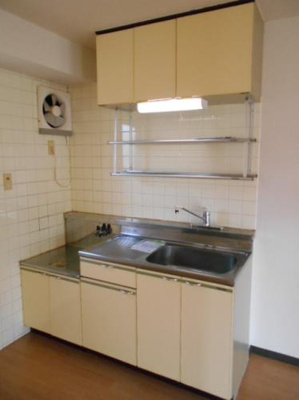 【キッチン】 | アーバンステージ | ※同物件・反転タイプの写真です。