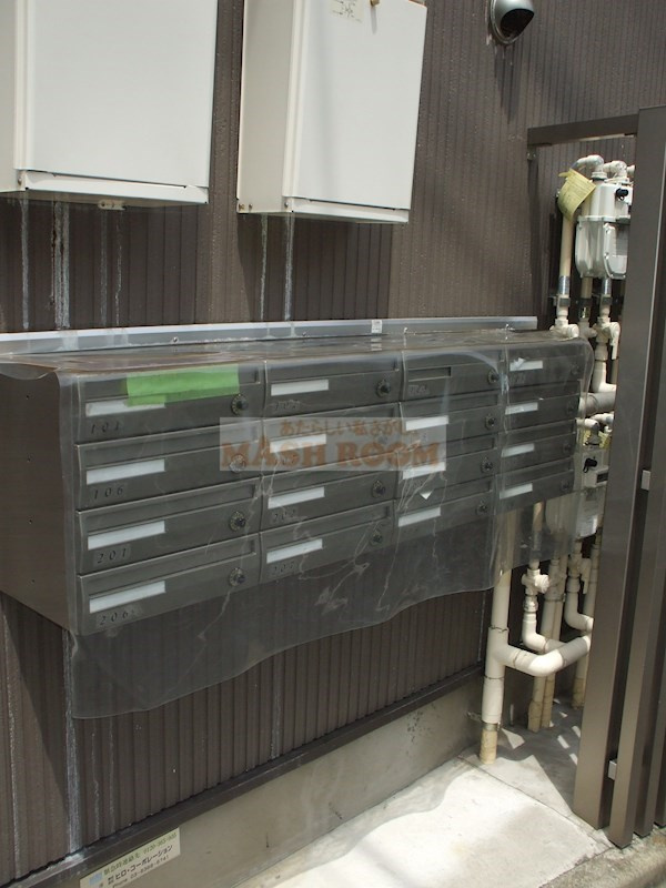 ビジュー野方のエントランス