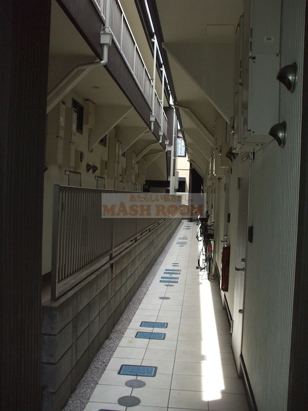 ビジュー野方のエントランス