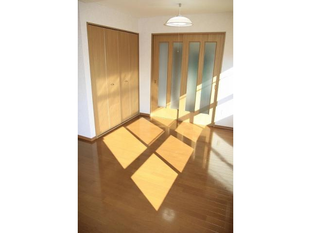 ポピーハウスの洋室|ゆったりした洋室です