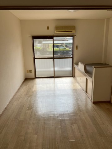 グリーンパークⅡの居間・リビング