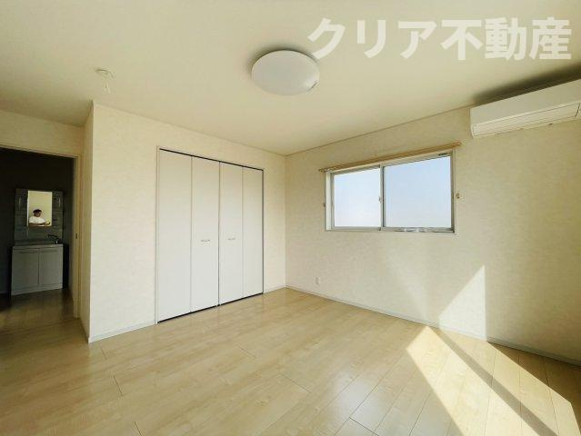【寝室】 | 前橋市天川大島町　中古住宅