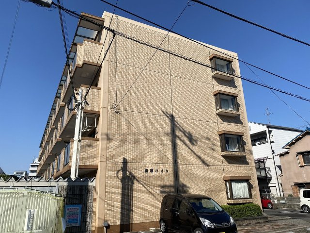 桐明ハイツの外観