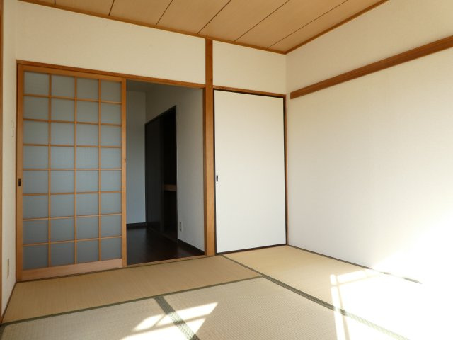 ヴィエント信和の和室