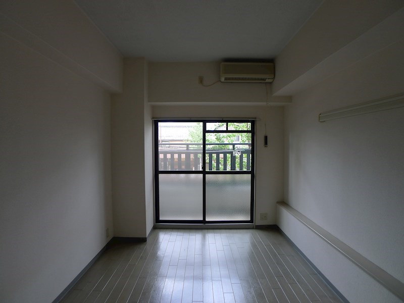 ISEHAN21の居間・リビング