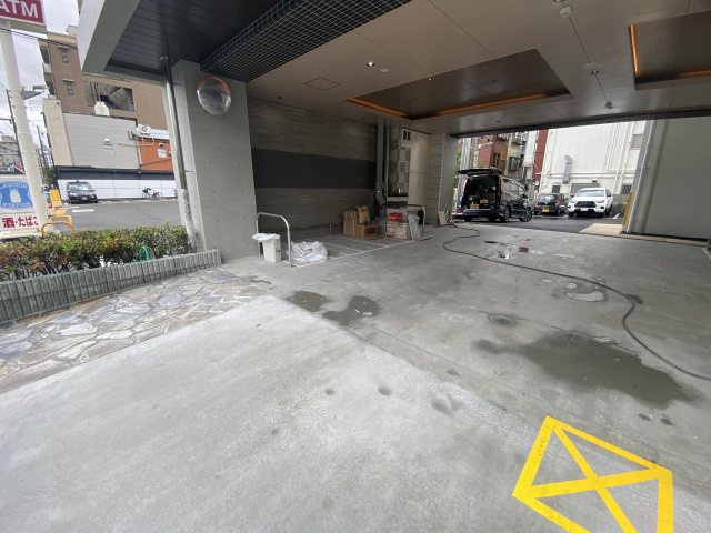 パラゴン勝山通りの駐車場