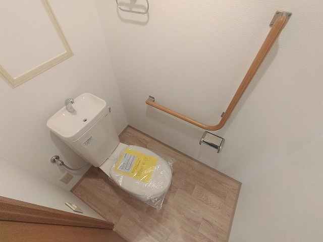 神戸市兵庫区駅前通２丁目の賃貸マンションのトイレ|トイレ同シリーズ