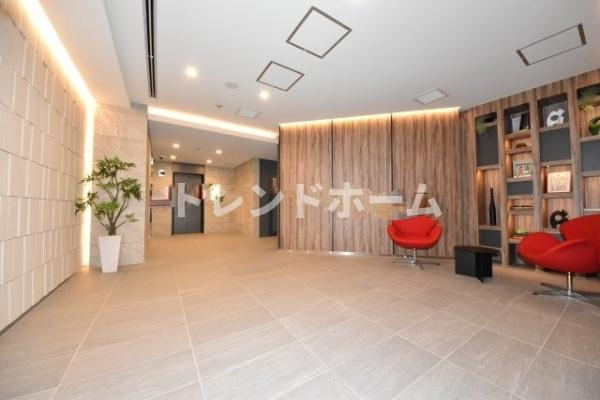 ドゥーエ天満橋のエントランス|選べる家電プランあり！！