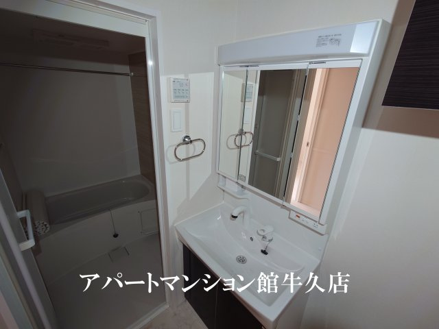 グリーンコートつくばの独立洗面台