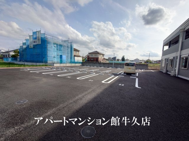グリーンコートつくばの駐車場