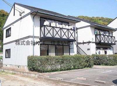 【玄関】 | グリーンパーク徳間D | きれいな外観です