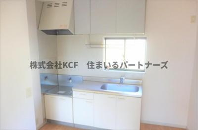 【キッチン】 | グリーンパーク徳間D | コンパクトなキッチンで掃除もラクラク