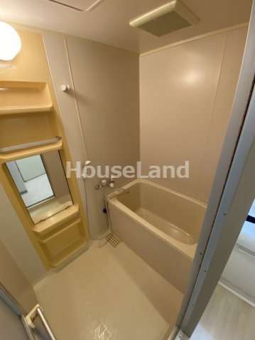 シャルル岩出の浴室