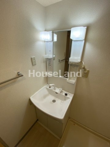 シャルル岩出の洗面所