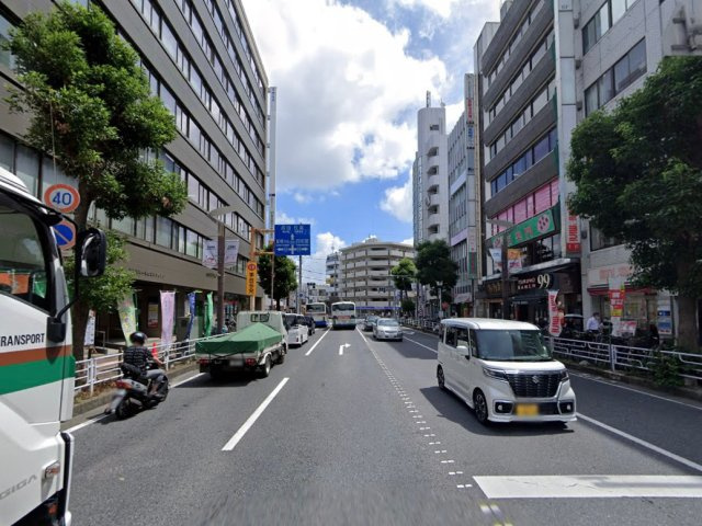 三興ビルの周辺
