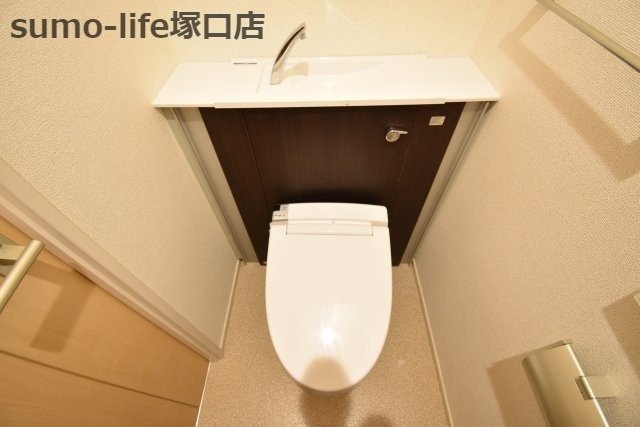 エテルノ阪急伊丹駅前のトイレ