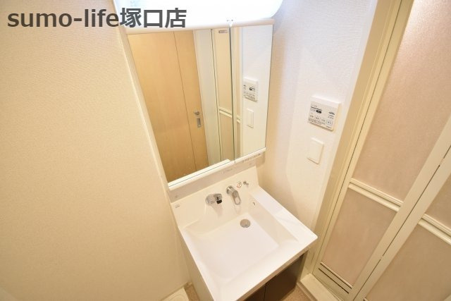 エテルノ阪急伊丹駅前の内装