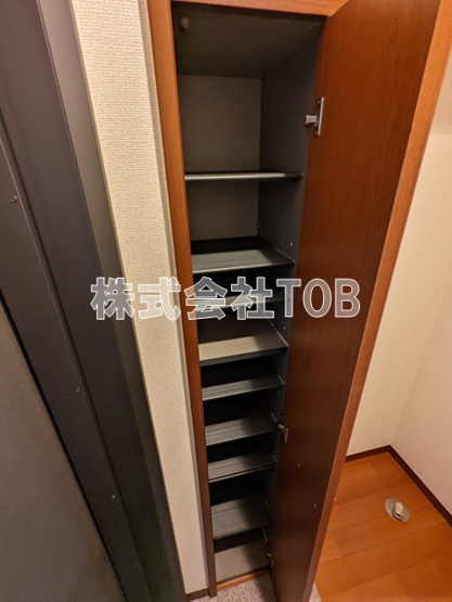 【設備】 | パディ・ヒル | シューズボックス