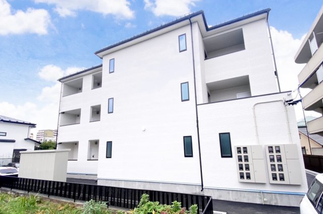 ソワサントセーズ下ノ橋の外観