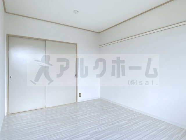 サンビレッジ小山 Bの洋室